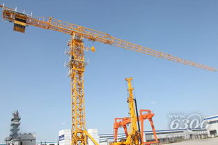 陜建機(jī)械首臺(tái)STC7020平頭塔機(jī)成功立塔，助力建設(shè)工程施工新跨越